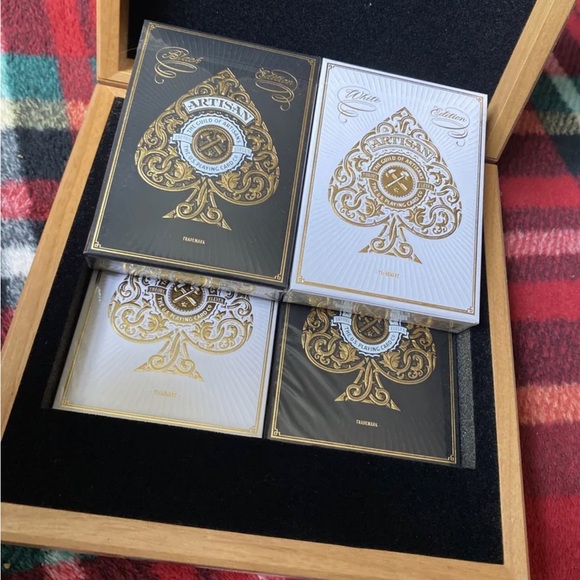 Theory 11 Artisan 4 deck Playing Cards Limited Edition Box Set - Picture 5 of 6